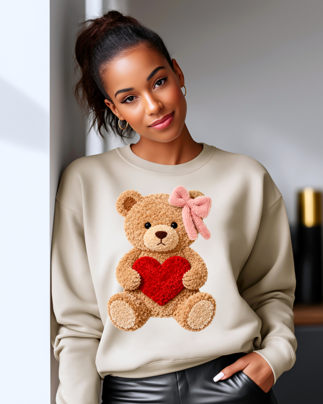Teddy Bear Valentine Crewneck (red)